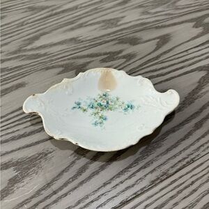 Antique Porcelain Limoges White Scalloped Dish